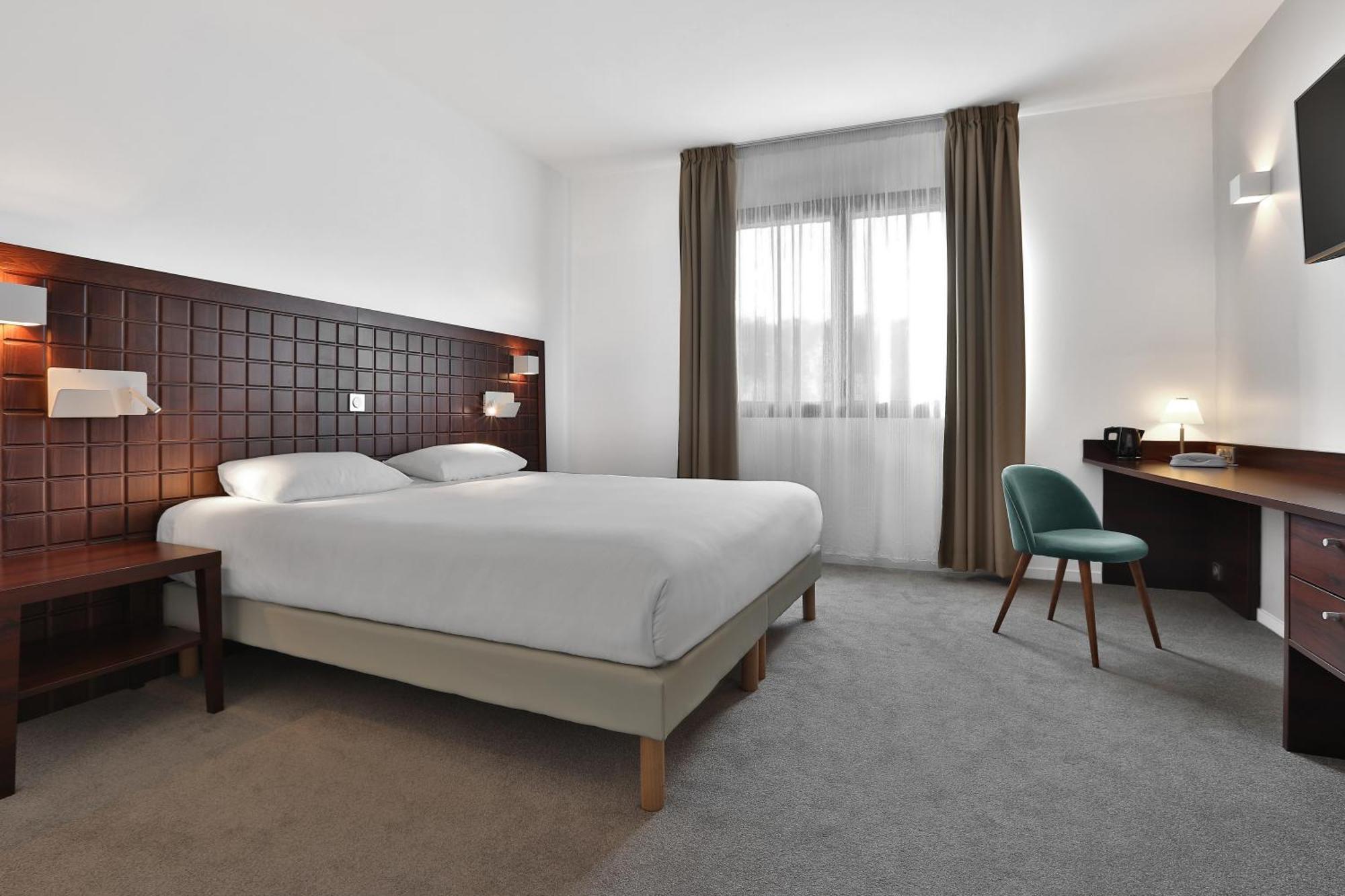 Kyriad Perigueux - Boulazac Экстерьер фото
